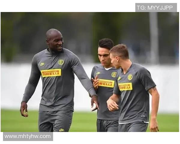 武汉飞盘队快攻战术揭秘：飞盘深度解析与战术运用探讨